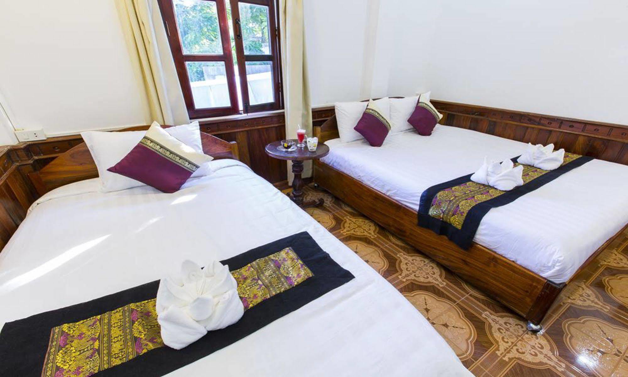 Moon'S House Hotel Luang Prabang Bagian luar foto