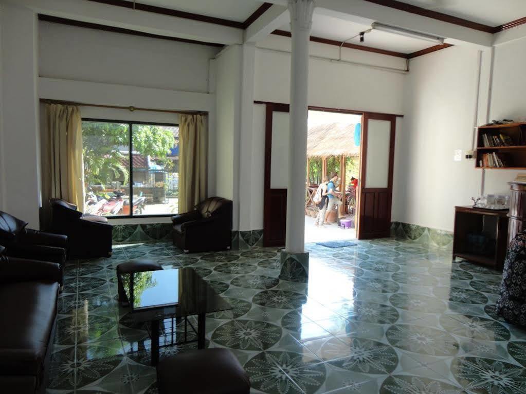 Moon'S House Hotel Luang Prabang Bagian luar foto